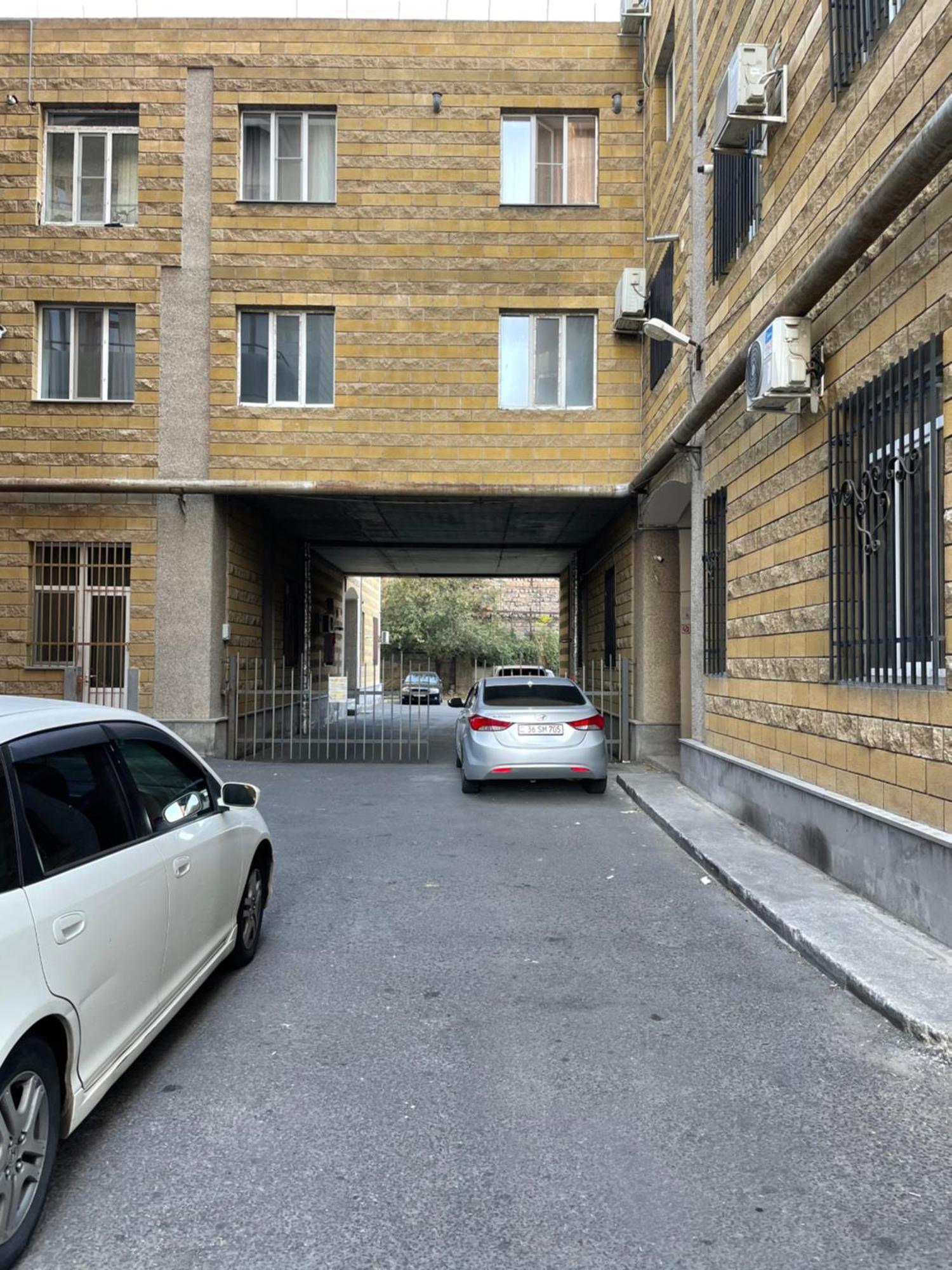 Apartamento Gold Bunker Ereván Exterior foto